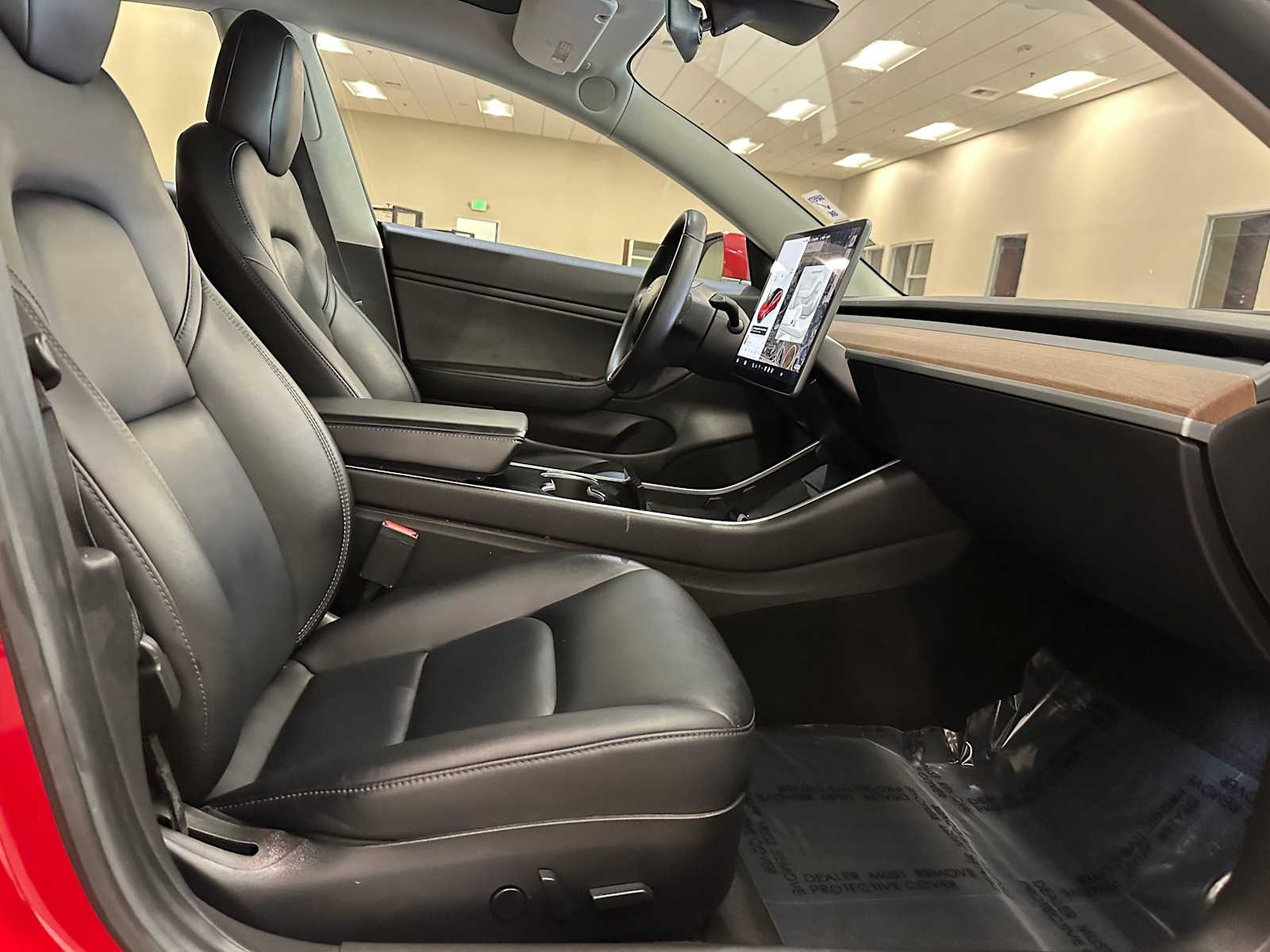 Thumbnail: 2019 Tesla Model 3 - 29