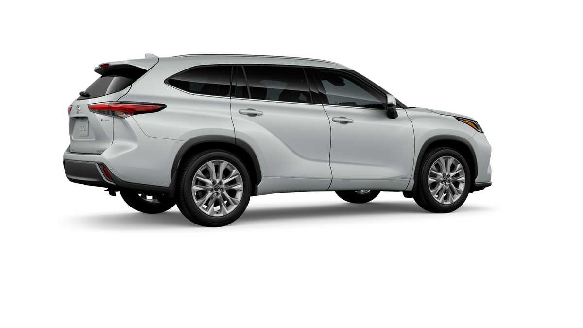 Thumbnail: 2026 Toyota Highlander - 11