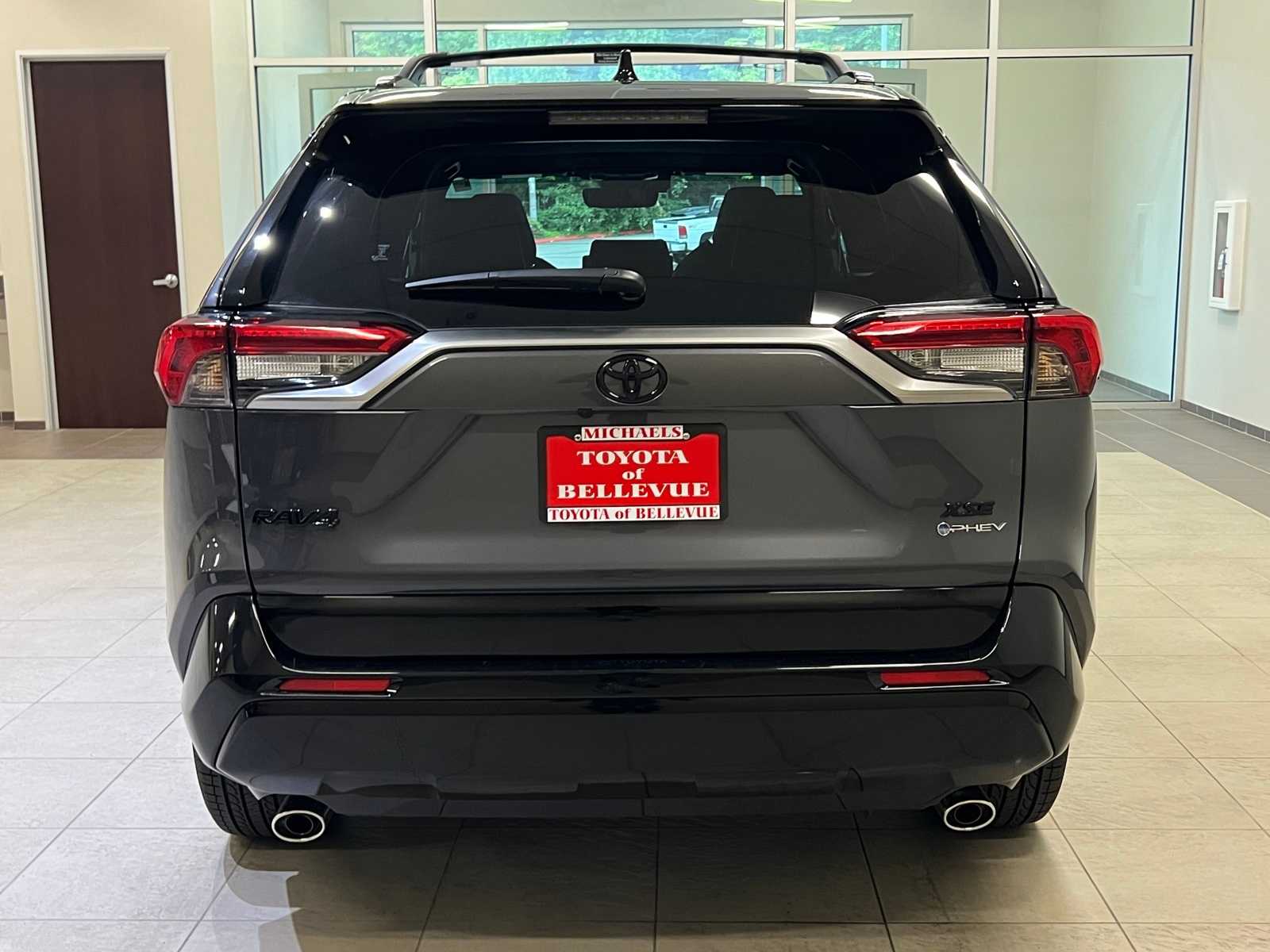 Thumbnail: 2025 Toyota RAV4 - 5