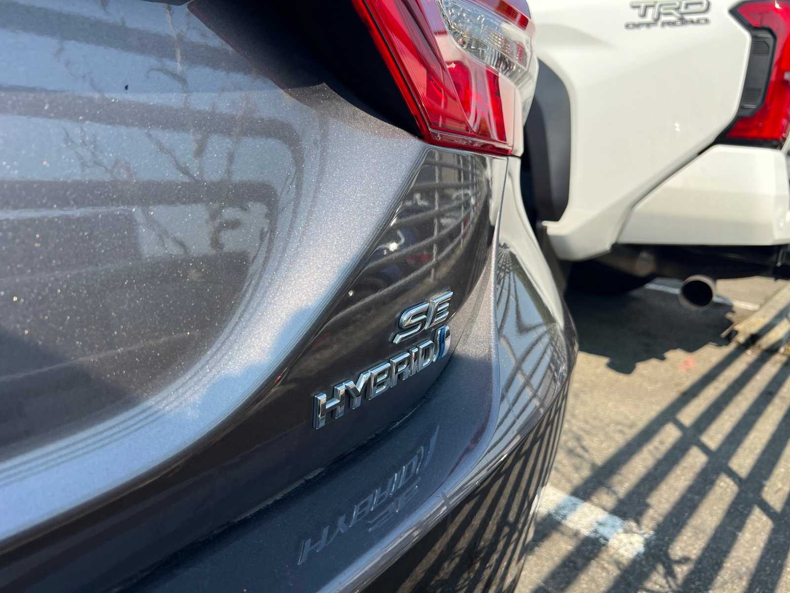 Thumbnail: 2020 Toyota Camry - 9