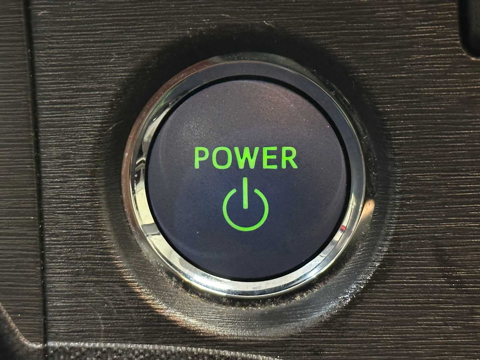 Thumbnail: 2014 Toyota Prius c - 19