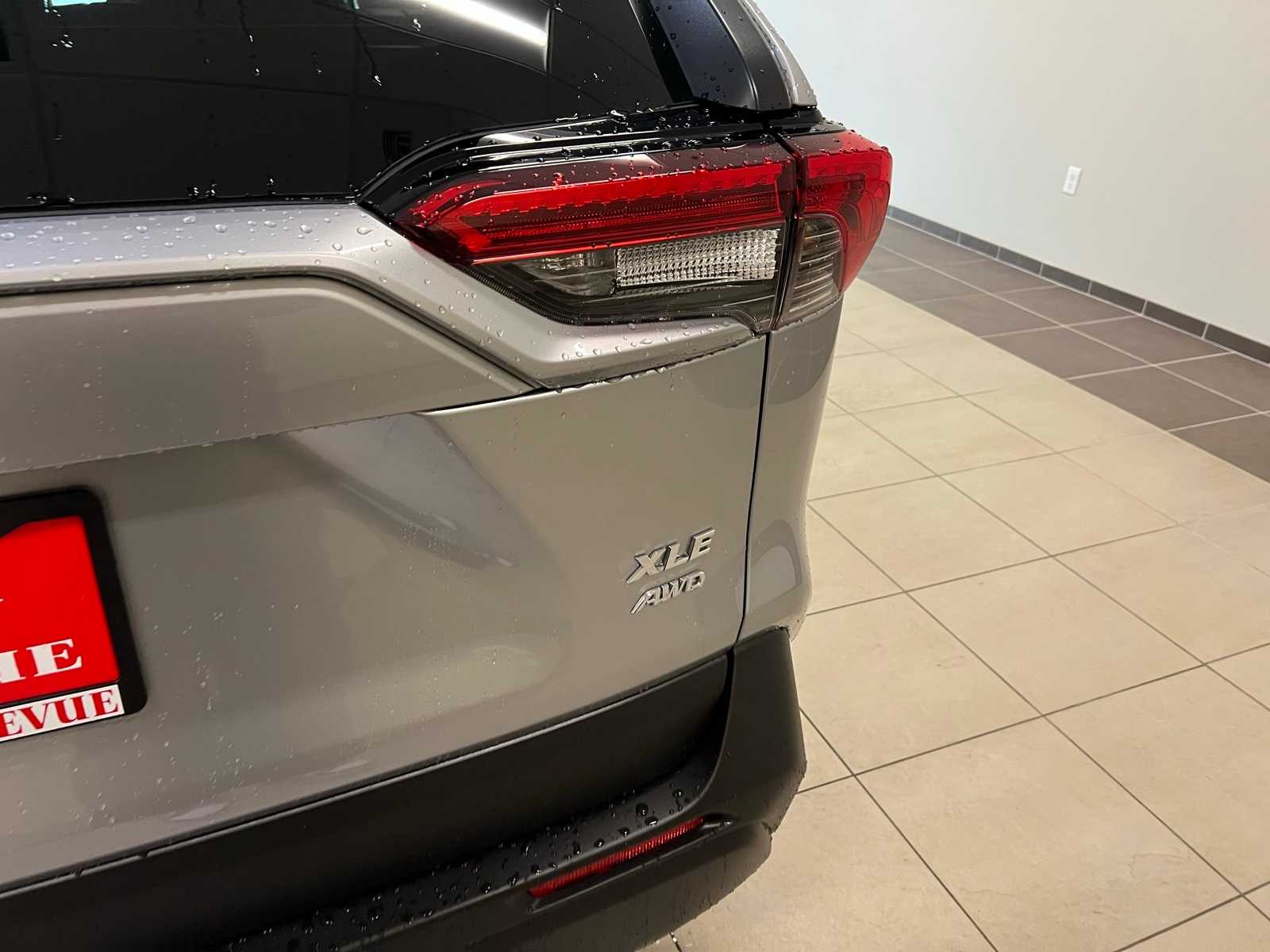 Thumbnail: 2025 Toyota RAV4 - 6