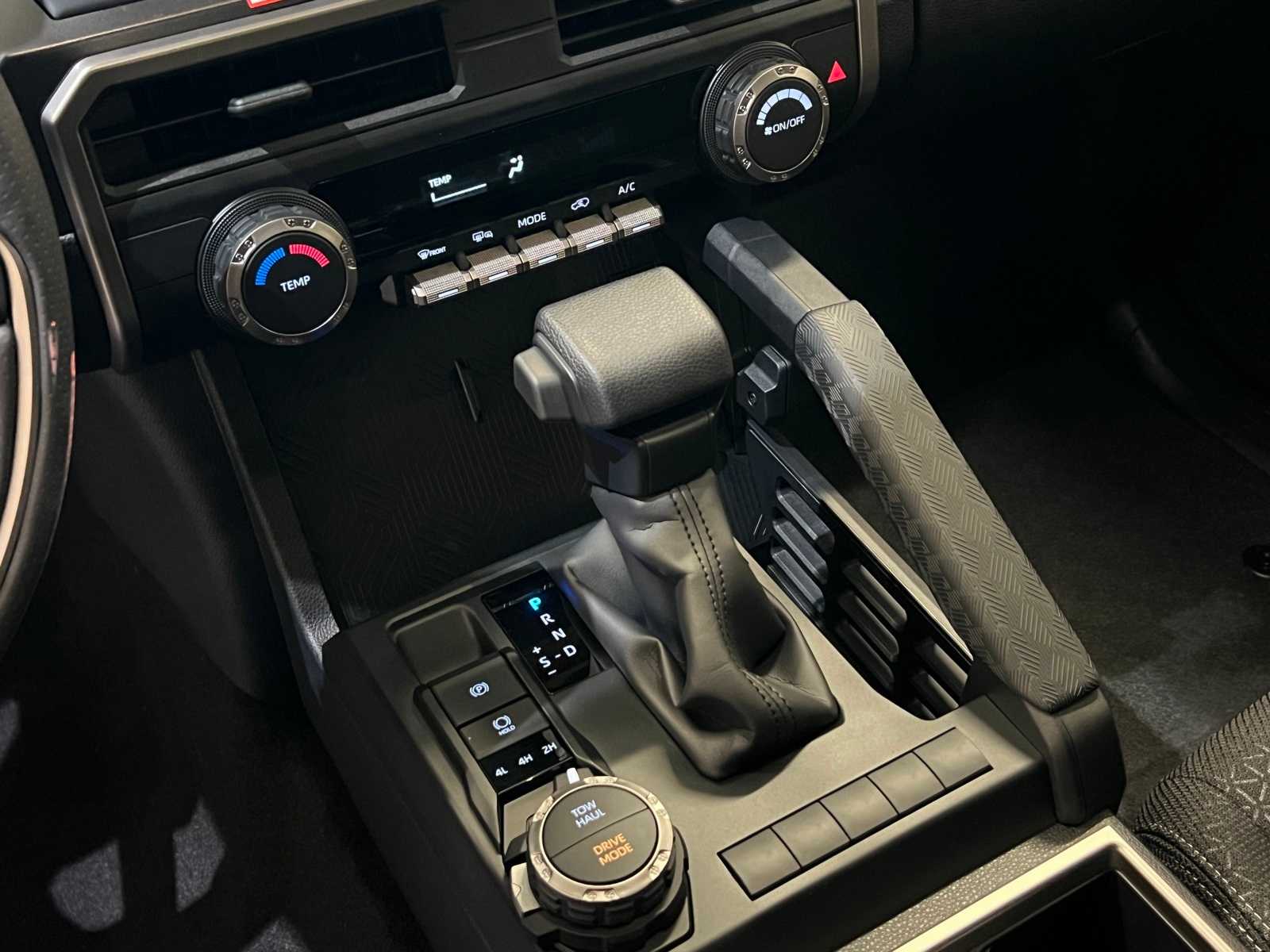 Thumbnail: 2025 Toyota 4Runner - 22