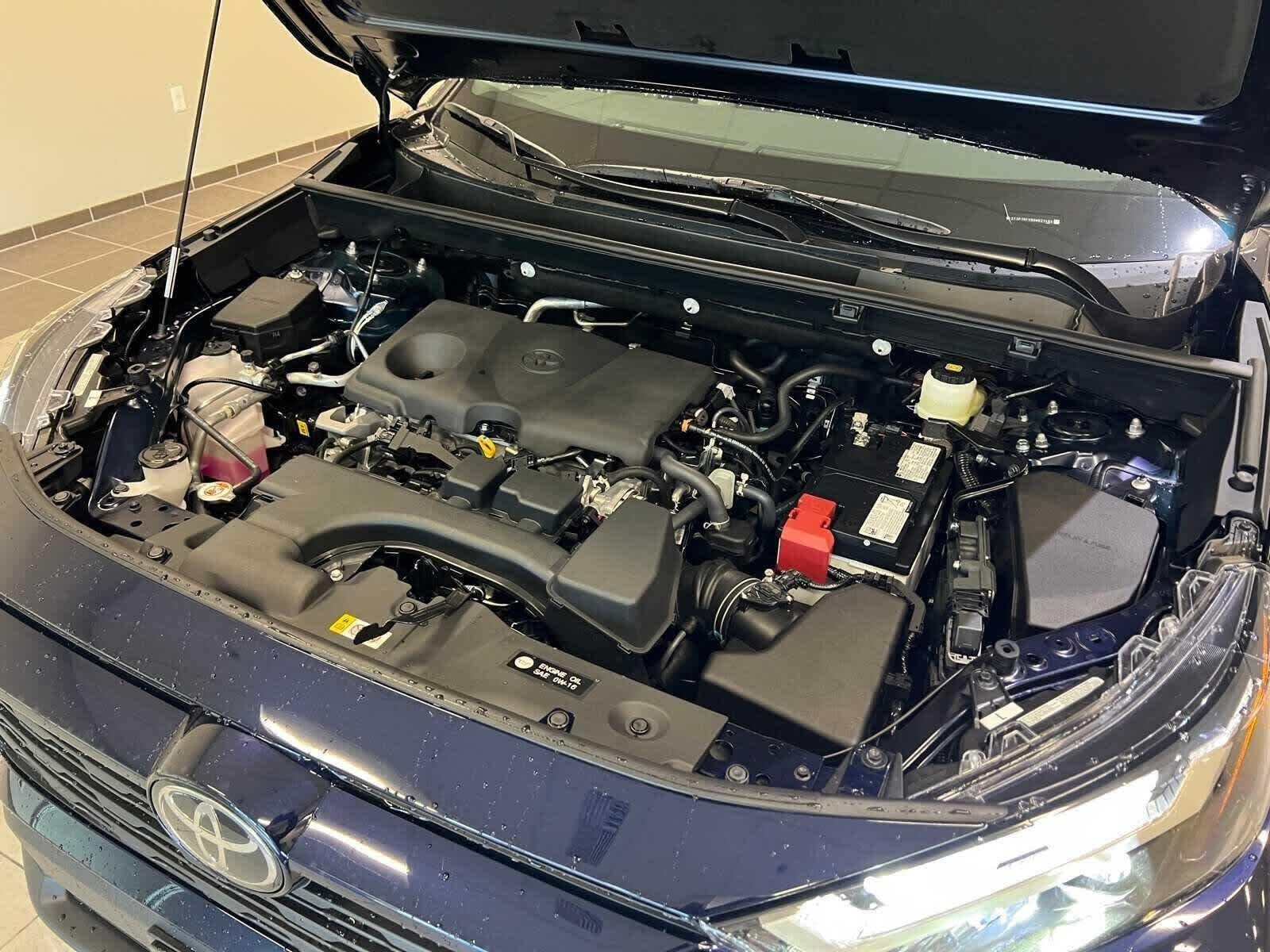 Thumbnail: 2025 Toyota RAV4 - 9