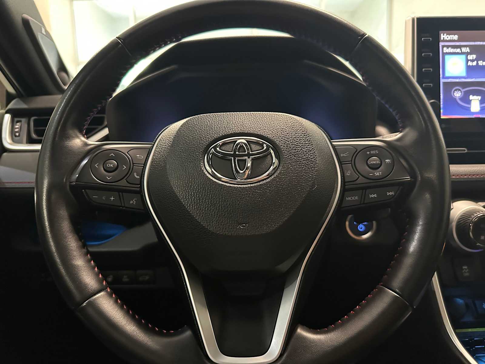 Thumbnail: 2021 Toyota RAV4 - 11