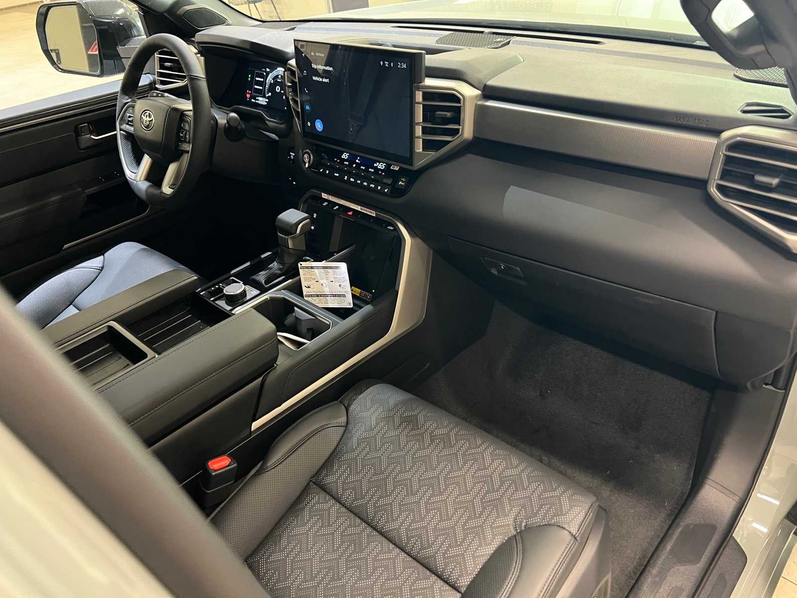 Thumbnail: 2025 Toyota Tundra - 15