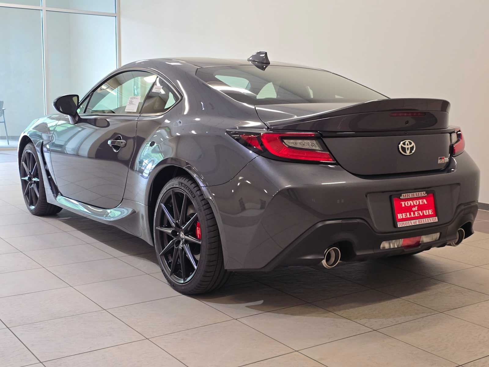 Thumbnail: 2026 Toyota GR86 - 4