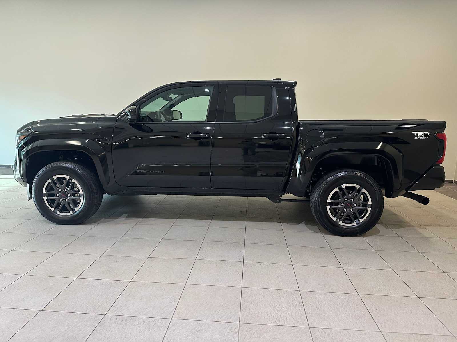 Thumbnail: 2025 Toyota Tacoma - 3