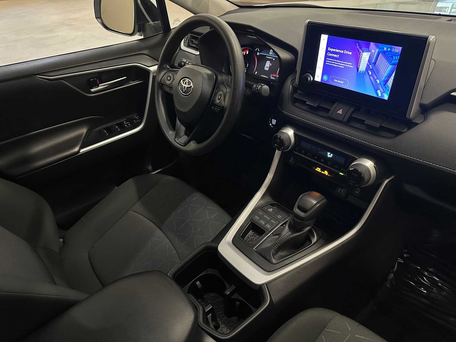 Thumbnail: 2024 Toyota RAV4 - 29