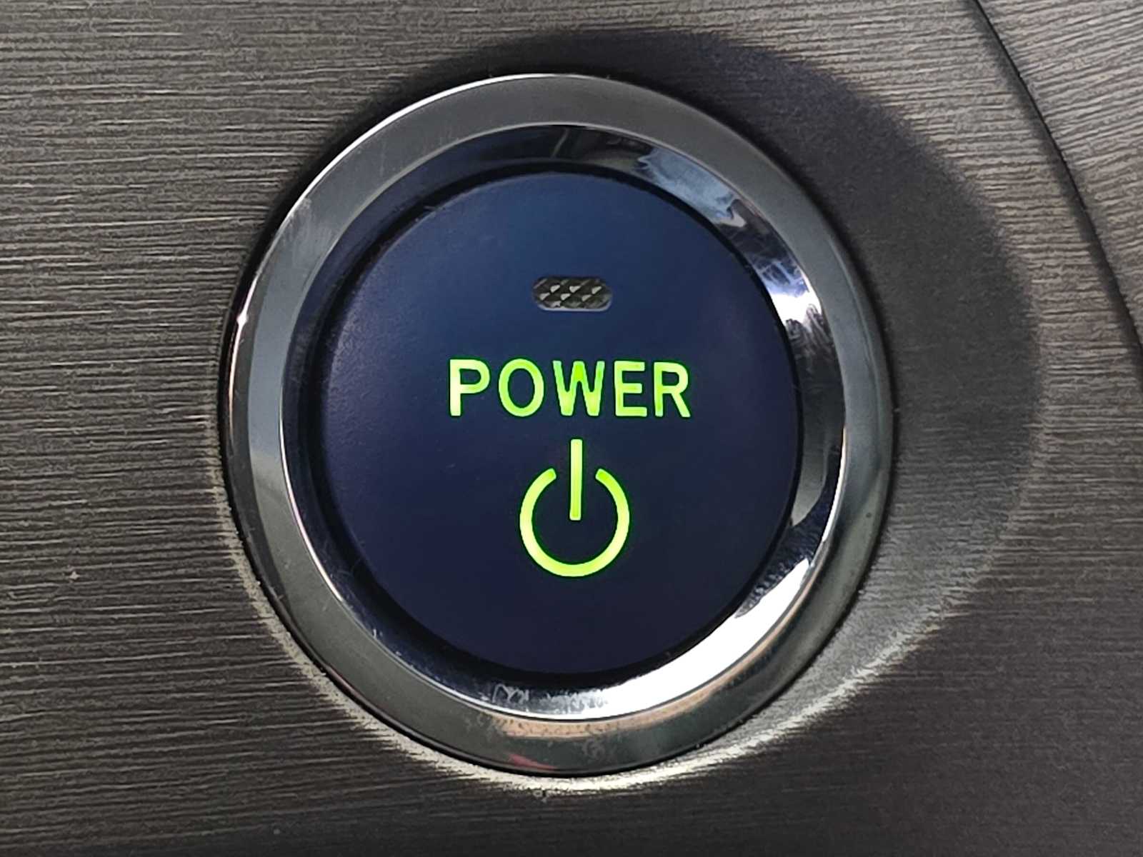 Thumbnail: 2013 Toyota Prius - 18