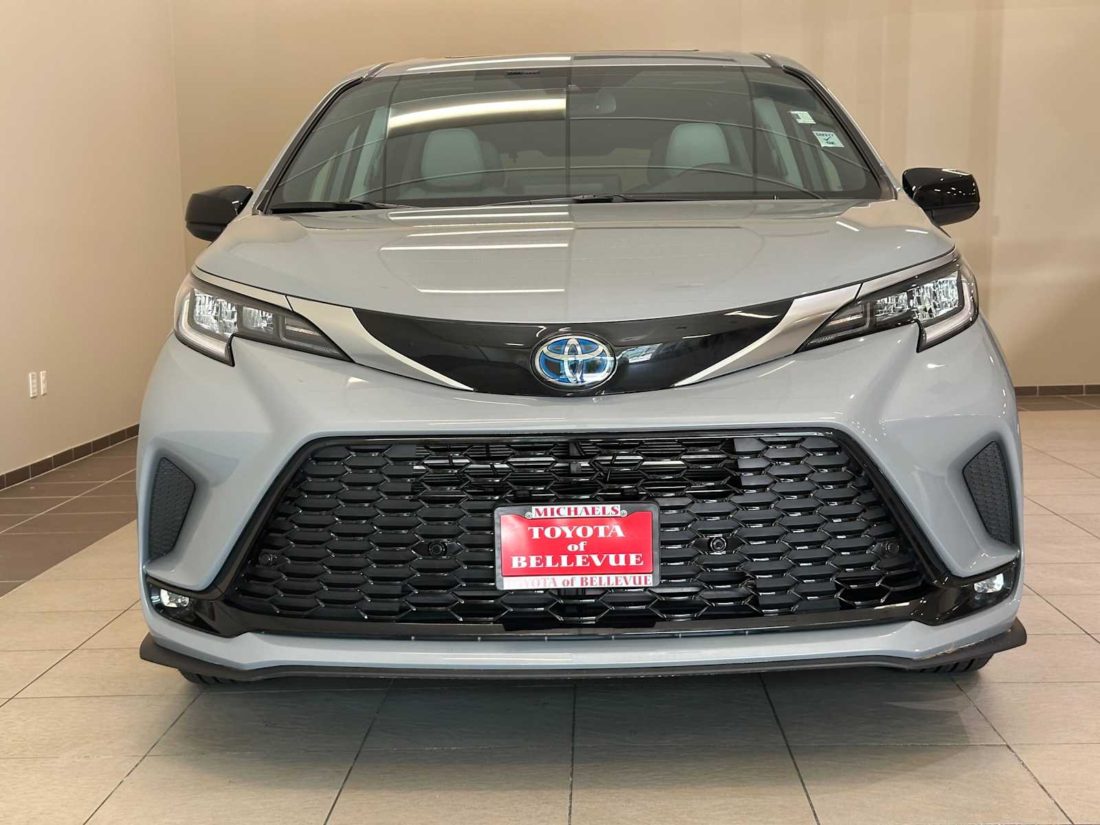Thumbnail: 2024 Toyota Sienna - 6