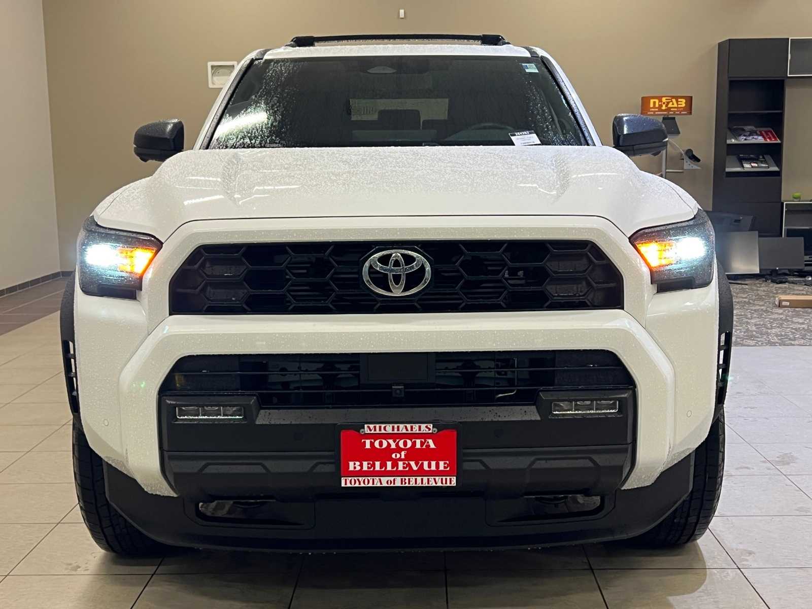 Thumbnail: 2025 Toyota 4Runner - 8