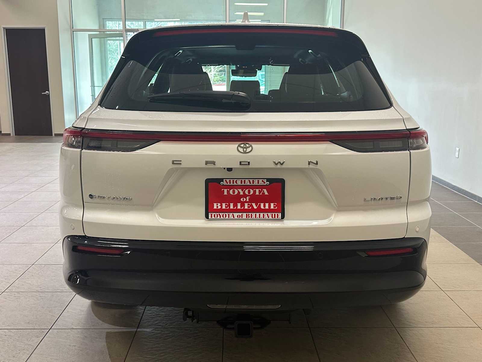 Thumbnail: 2026 Toyota Crown Signia - 5