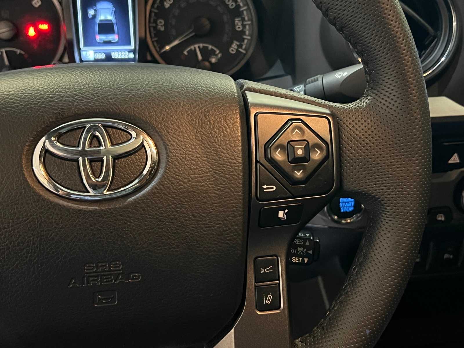 Thumbnail: 2023 Toyota Tacoma - 21