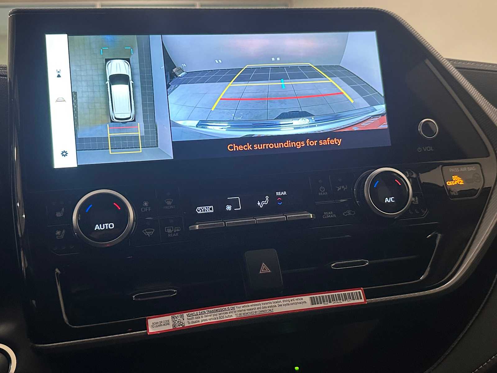 Thumbnail: 2025 Toyota Highlander - 13