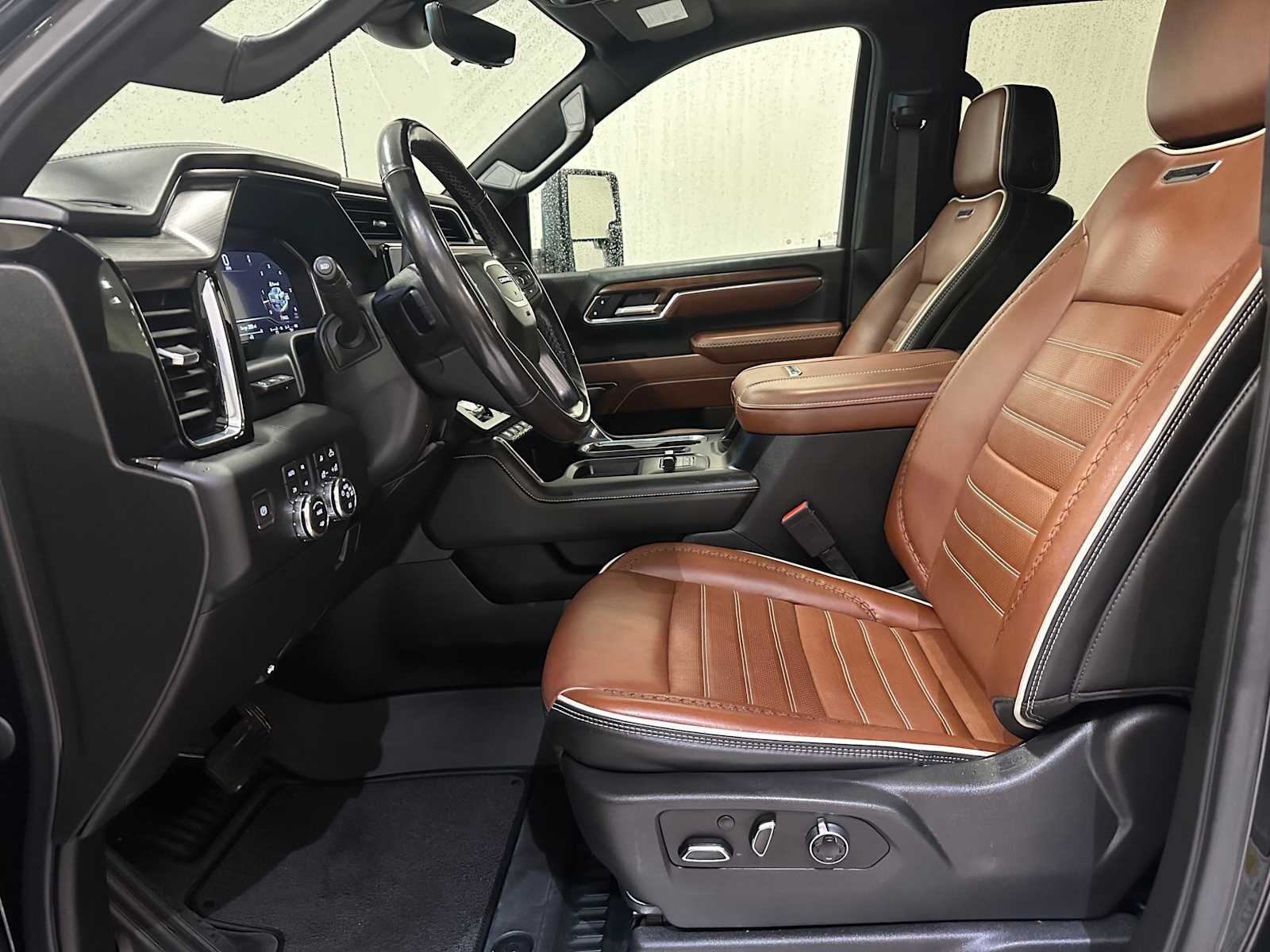 Thumbnail: 2024 GMC Sierra 2500 - 21