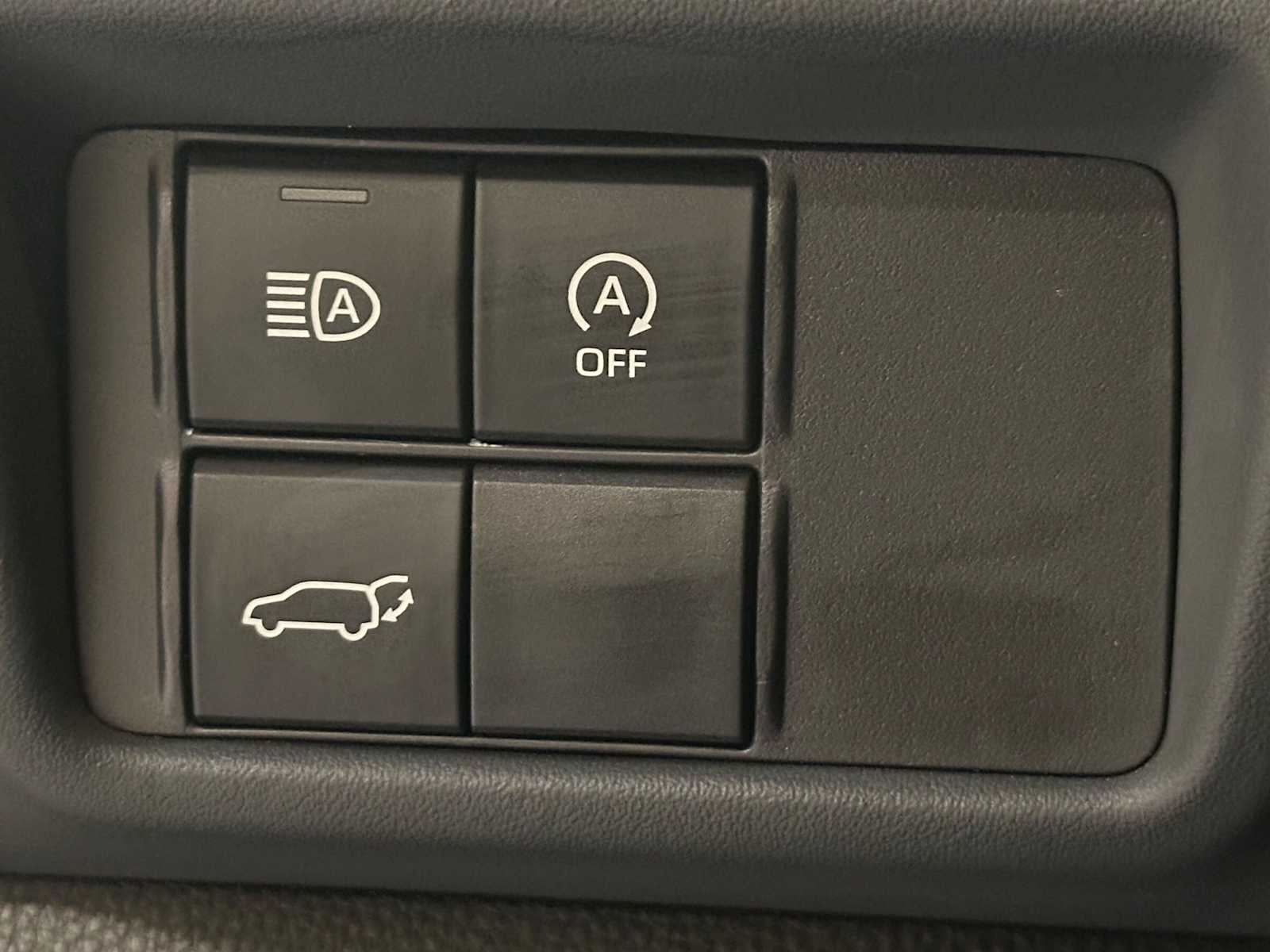 Thumbnail: 2024 Toyota Highlander - 17