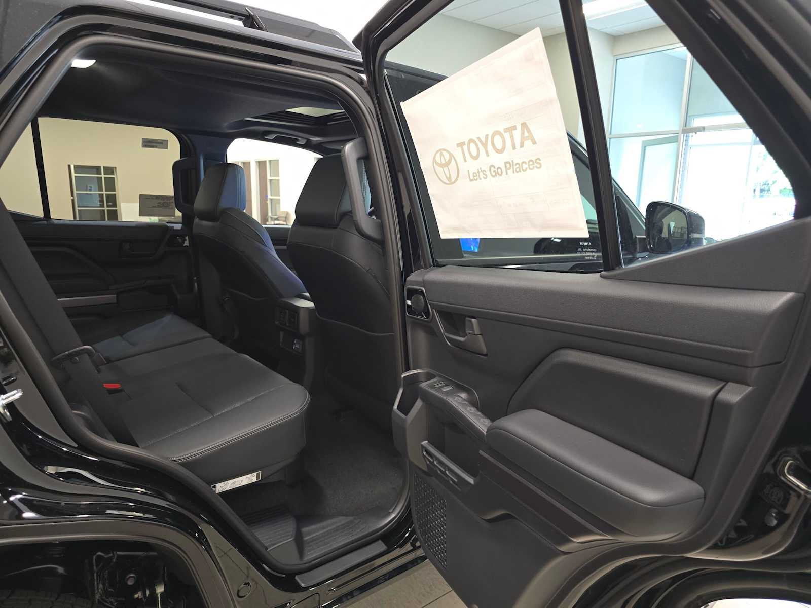 Thumbnail: 2026 Toyota 4Runner - 26
