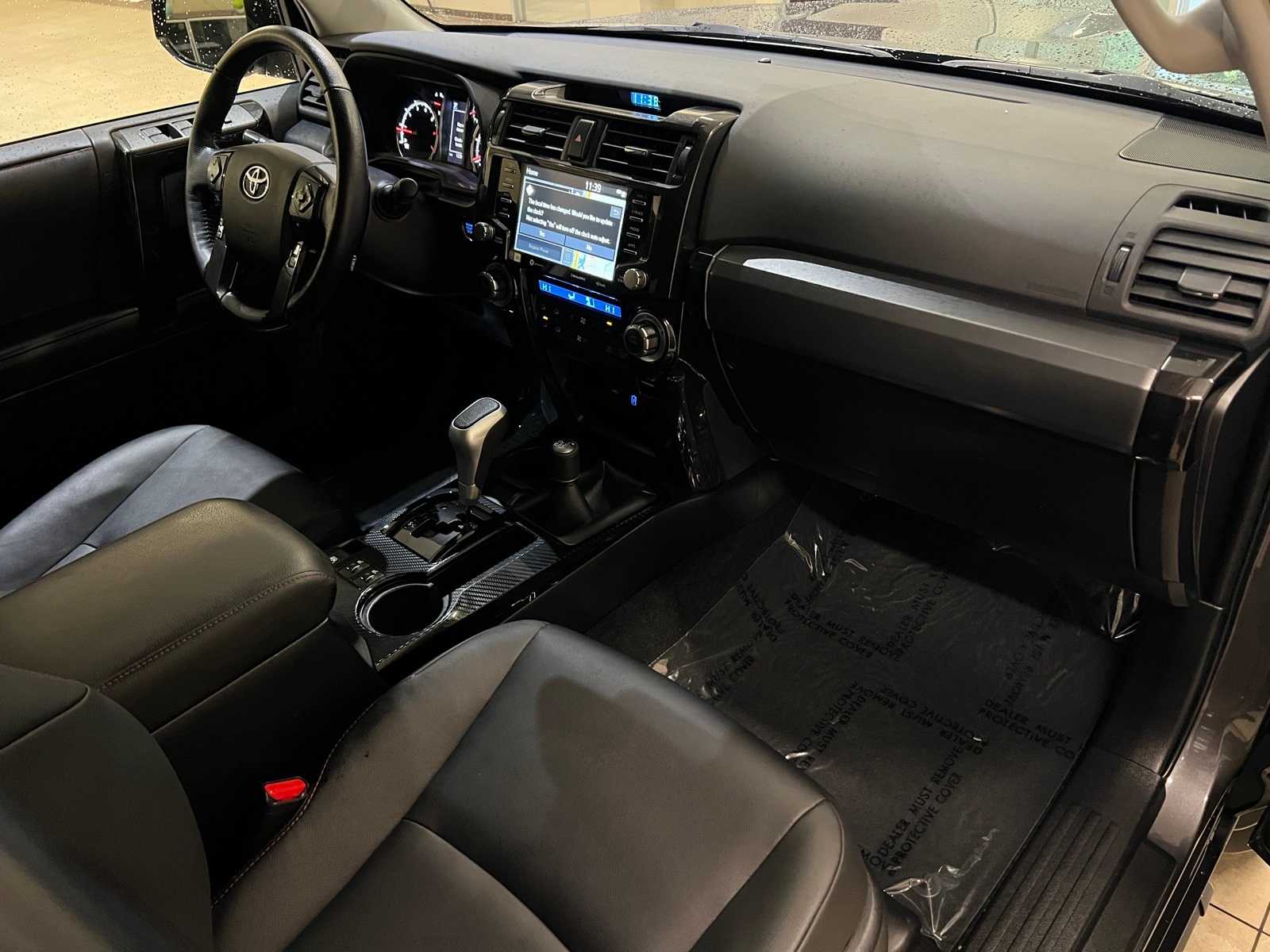 Thumbnail: 2023 Toyota 4Runner - 15