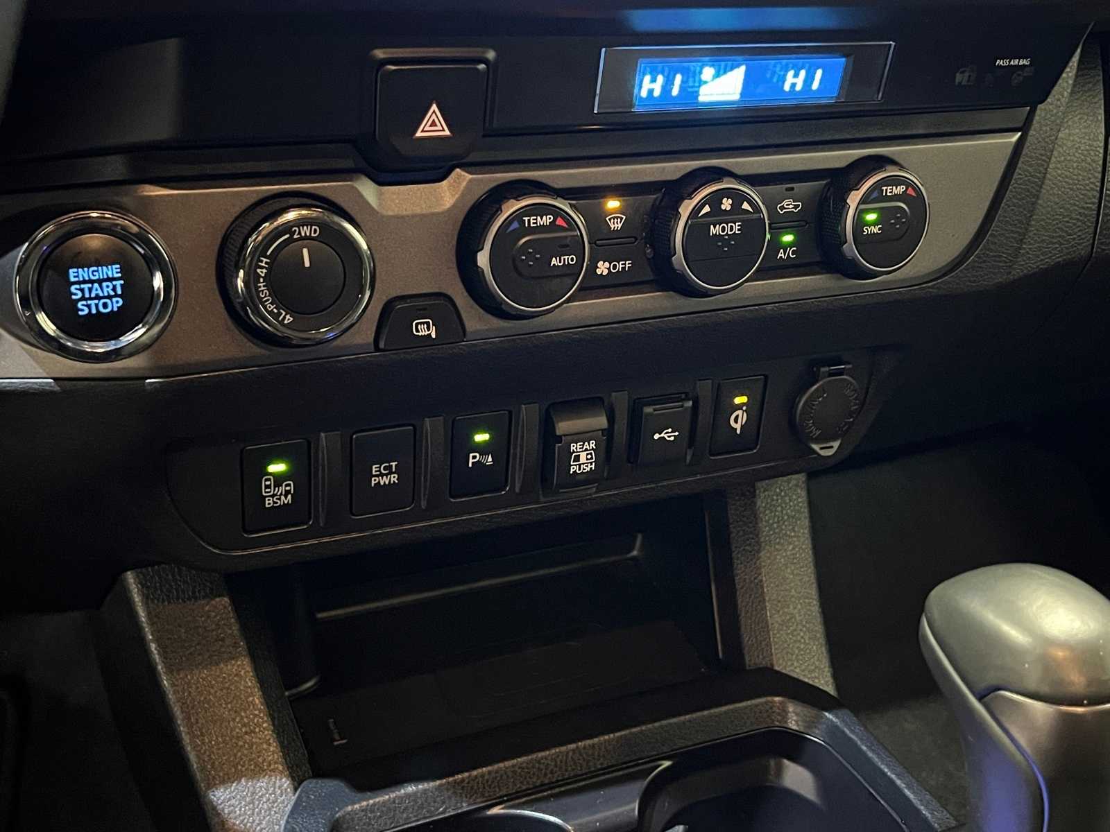 Thumbnail: 2023 Toyota Tacoma - 23