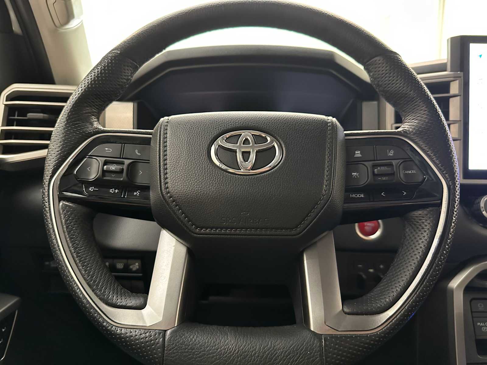 Thumbnail: 2023 Toyota Tundra - 12