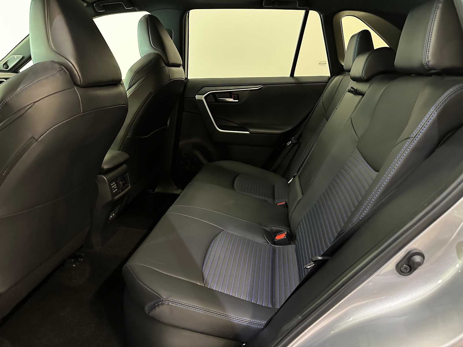 Thumbnail: 2024 Toyota RAV4 - 24