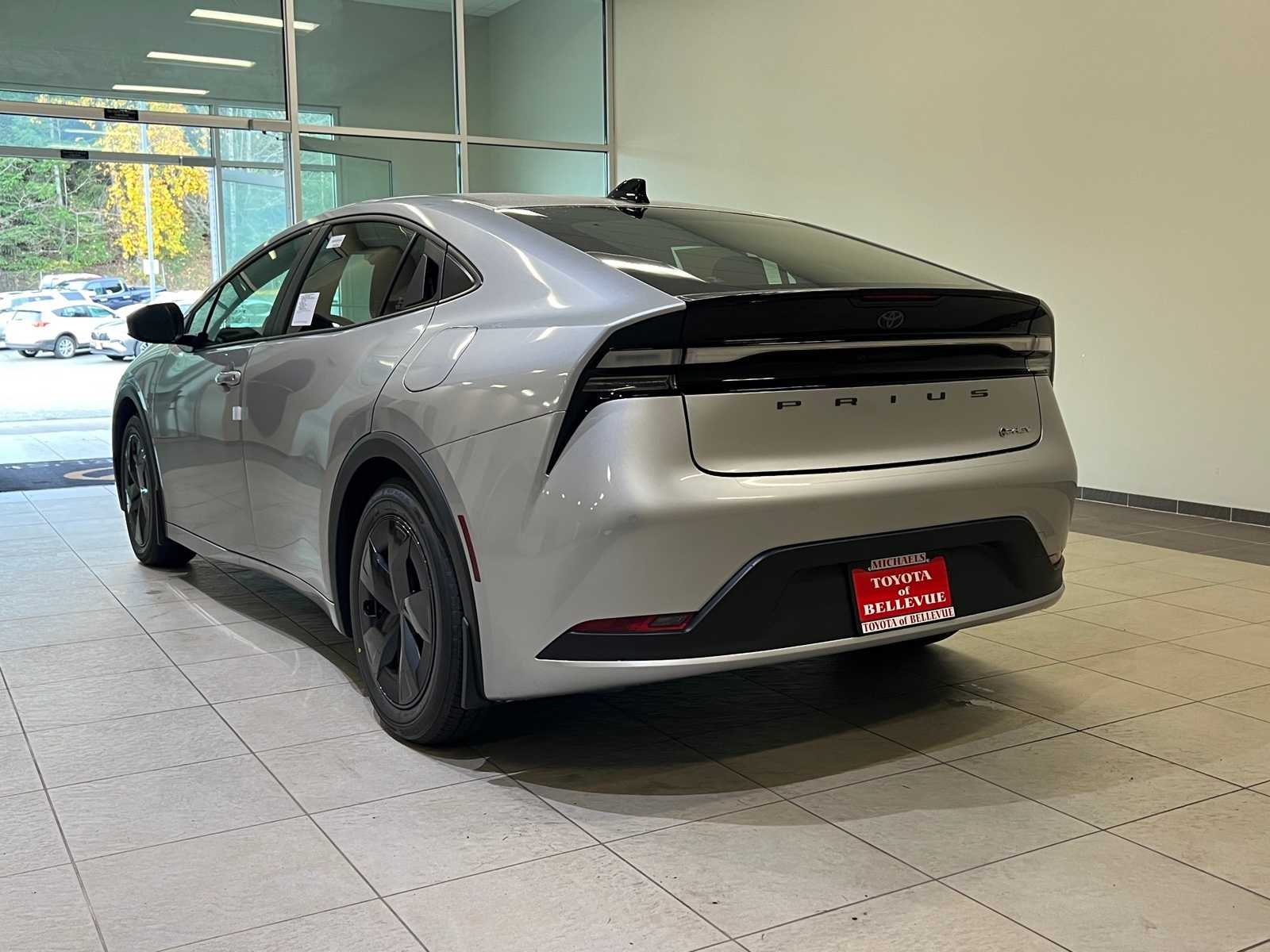 Thumbnail: 2026 Toyota Prius - 4