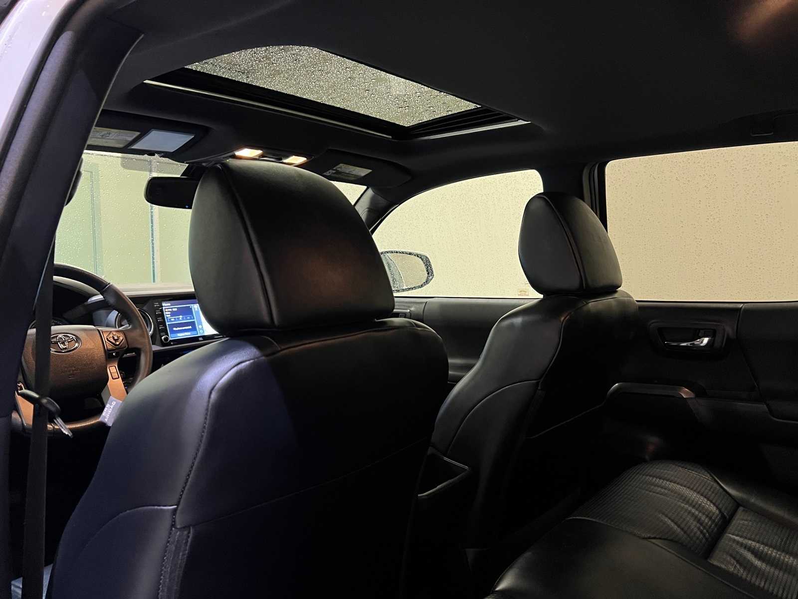 Thumbnail: 2020 Toyota Tacoma - 12