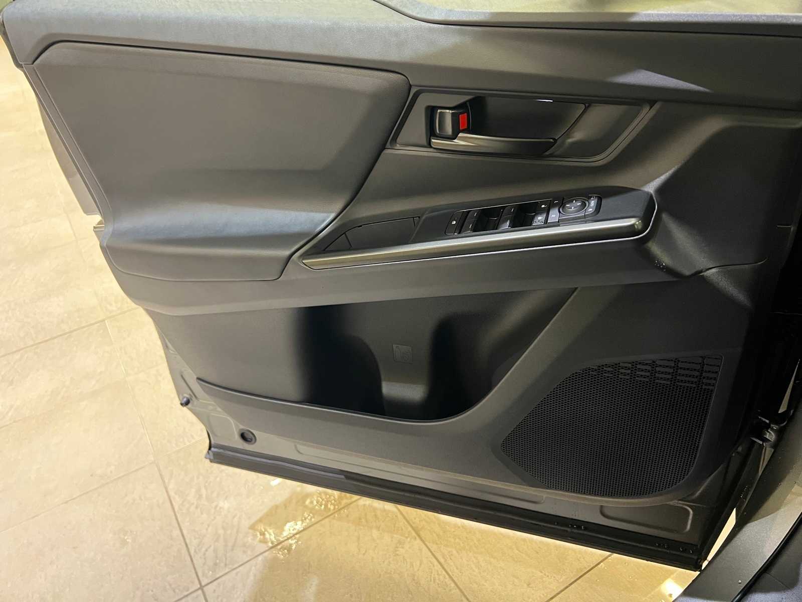 Thumbnail: 2026 Toyota bZ - 17