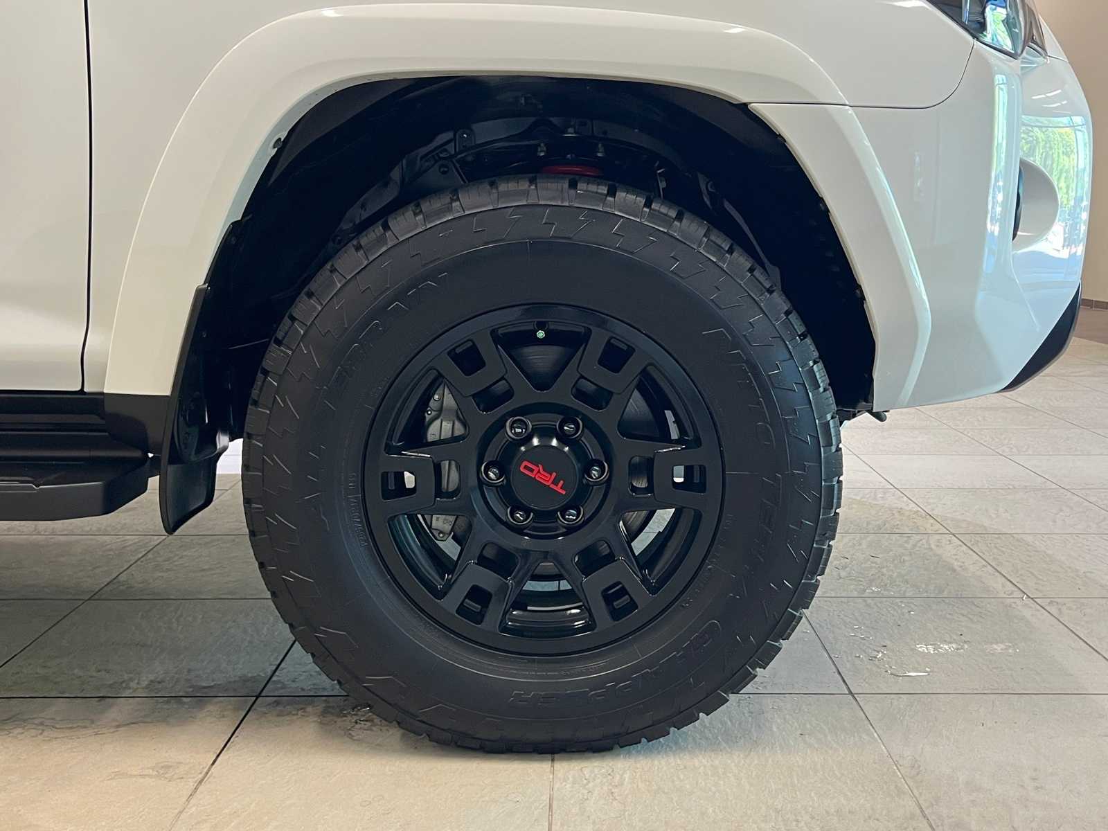 Thumbnail: 2024 Toyota 4Runner - 7