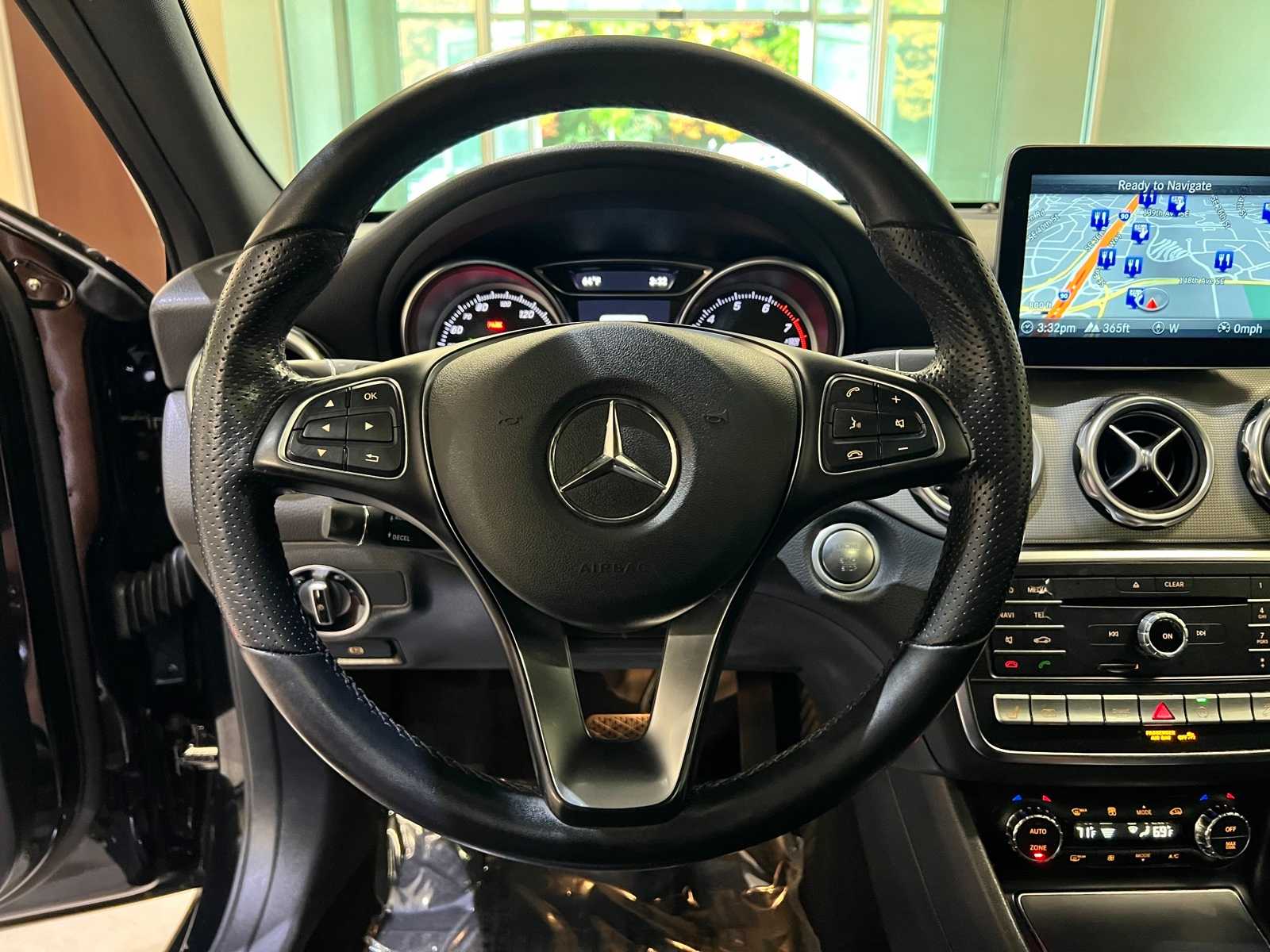 Thumbnail: 2019 Mercedes-Benz GLA - 20