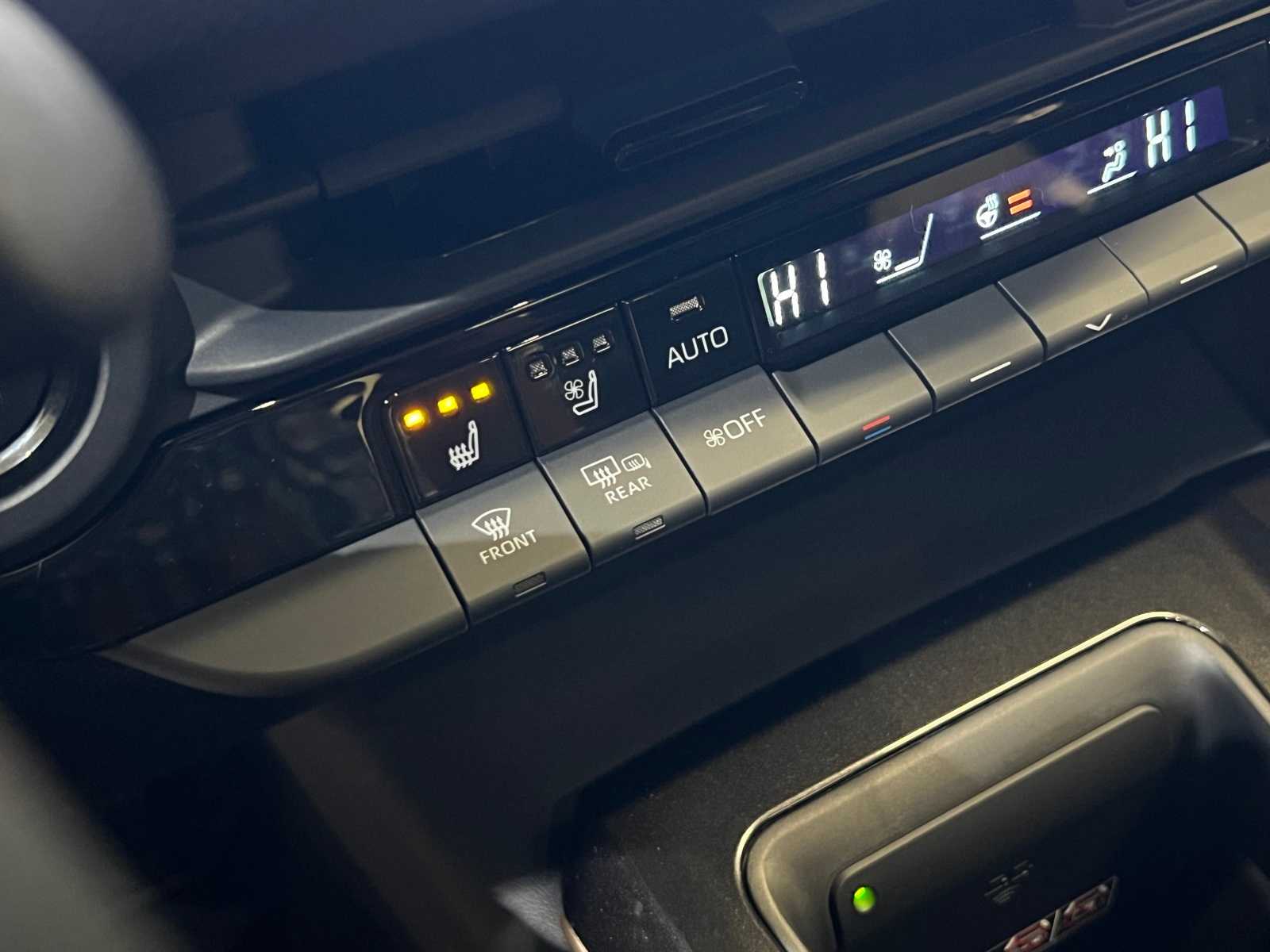 Thumbnail: 2026 Toyota Crown - 25