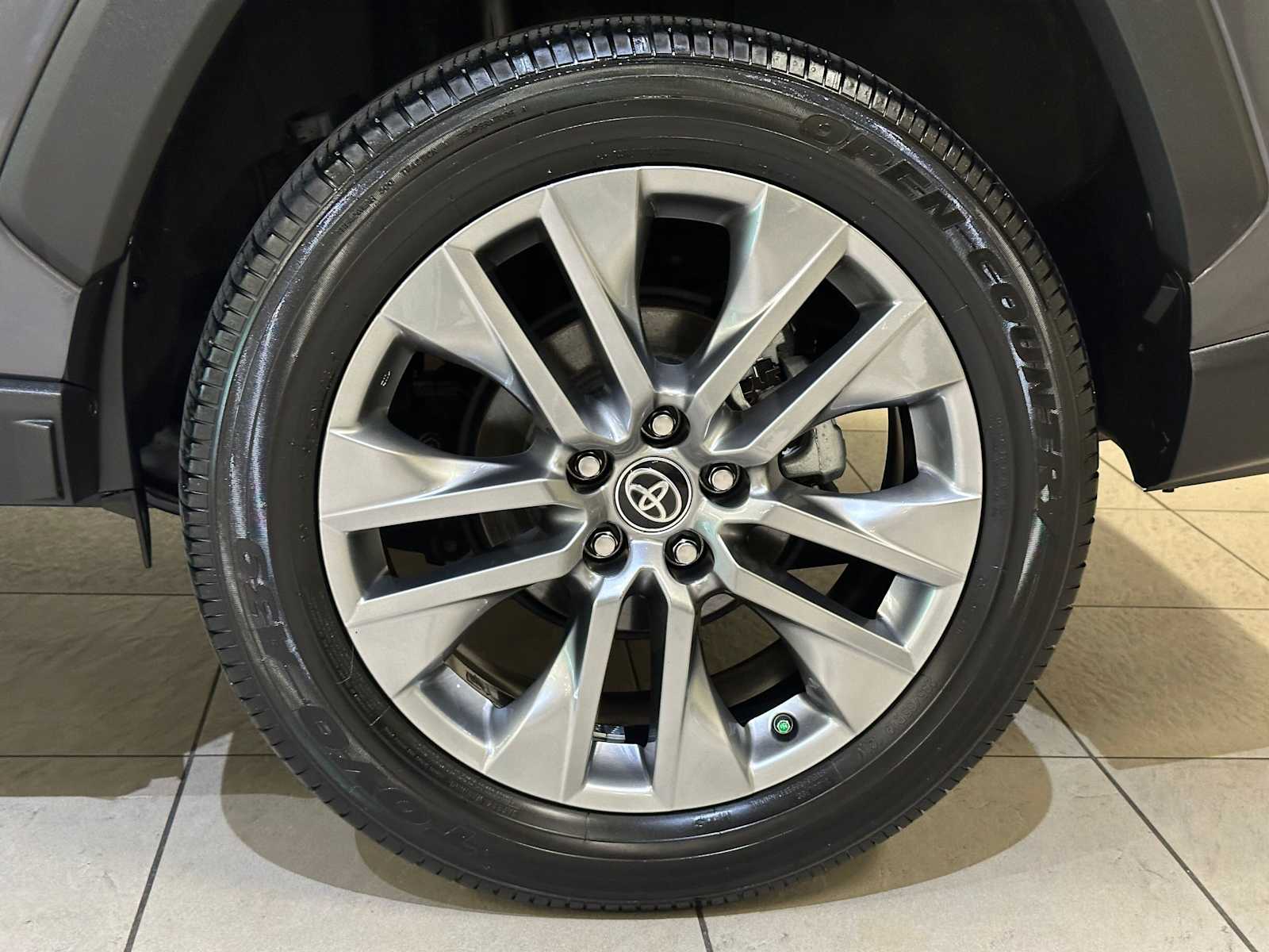 Thumbnail: 2023 Toyota RAV4 - 8