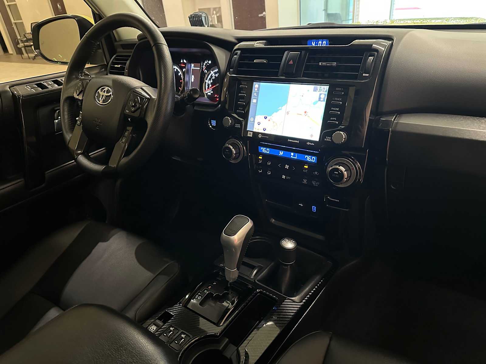 Thumbnail: 2022 Toyota 4Runner - 32