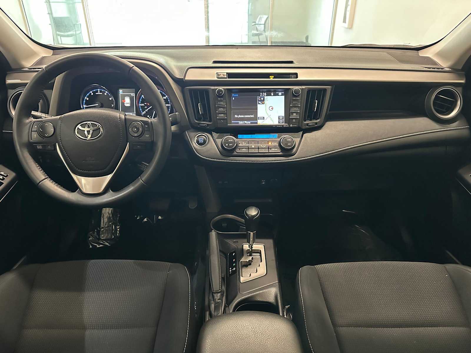 Thumbnail: 2016 Toyota RAV4 - 9