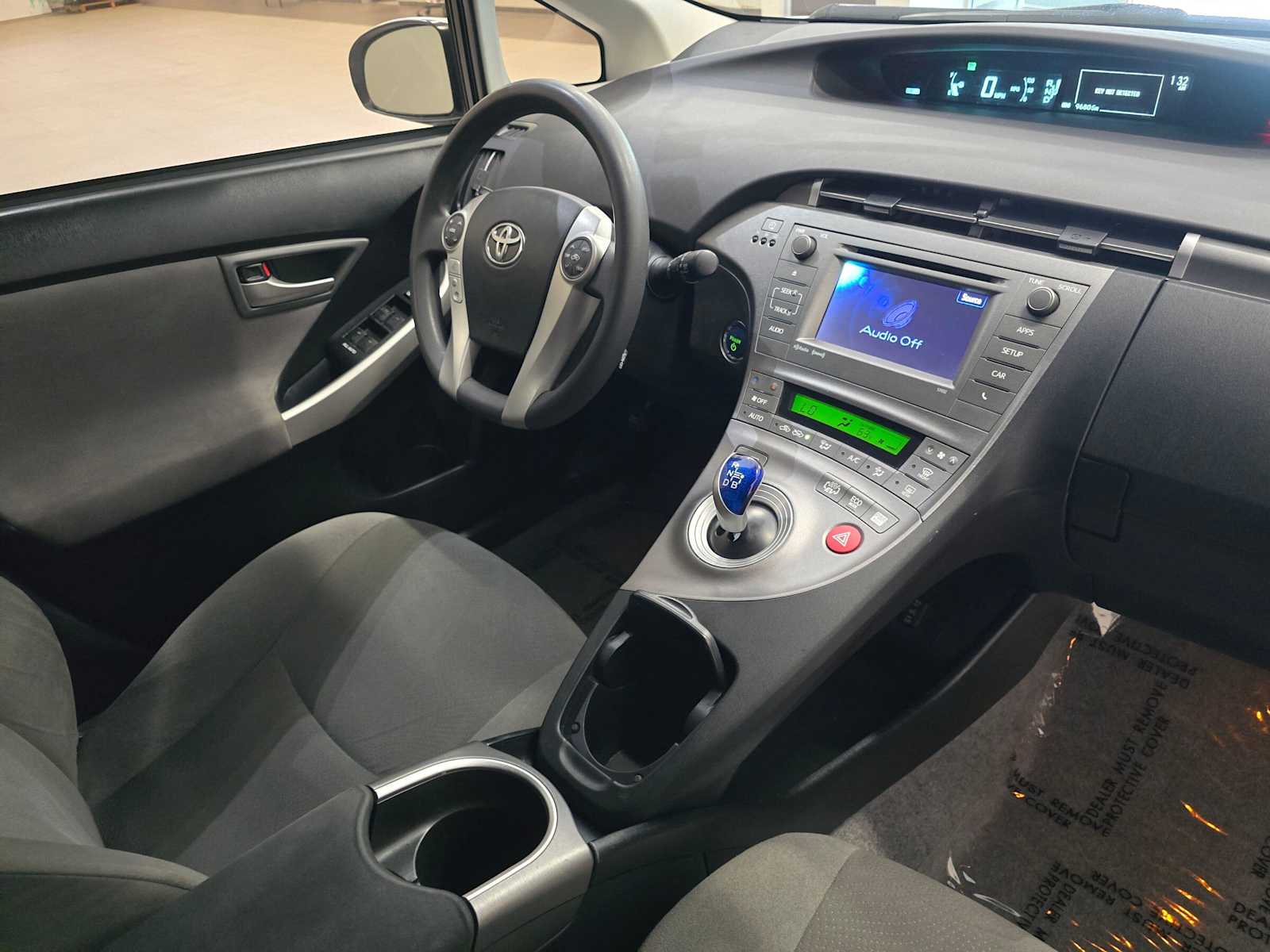 Thumbnail: 2013 Toyota Prius - 27