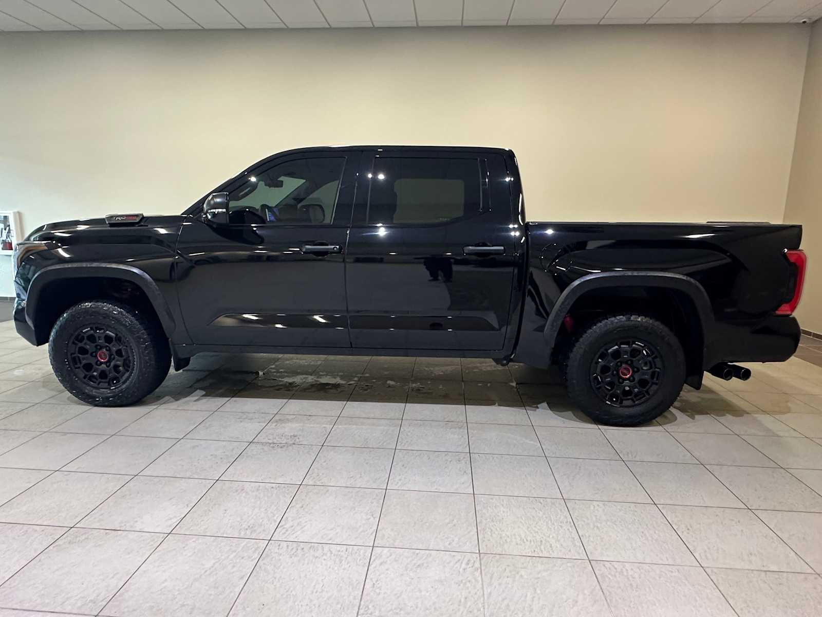 Thumbnail: 2024 Toyota Tundra - 3