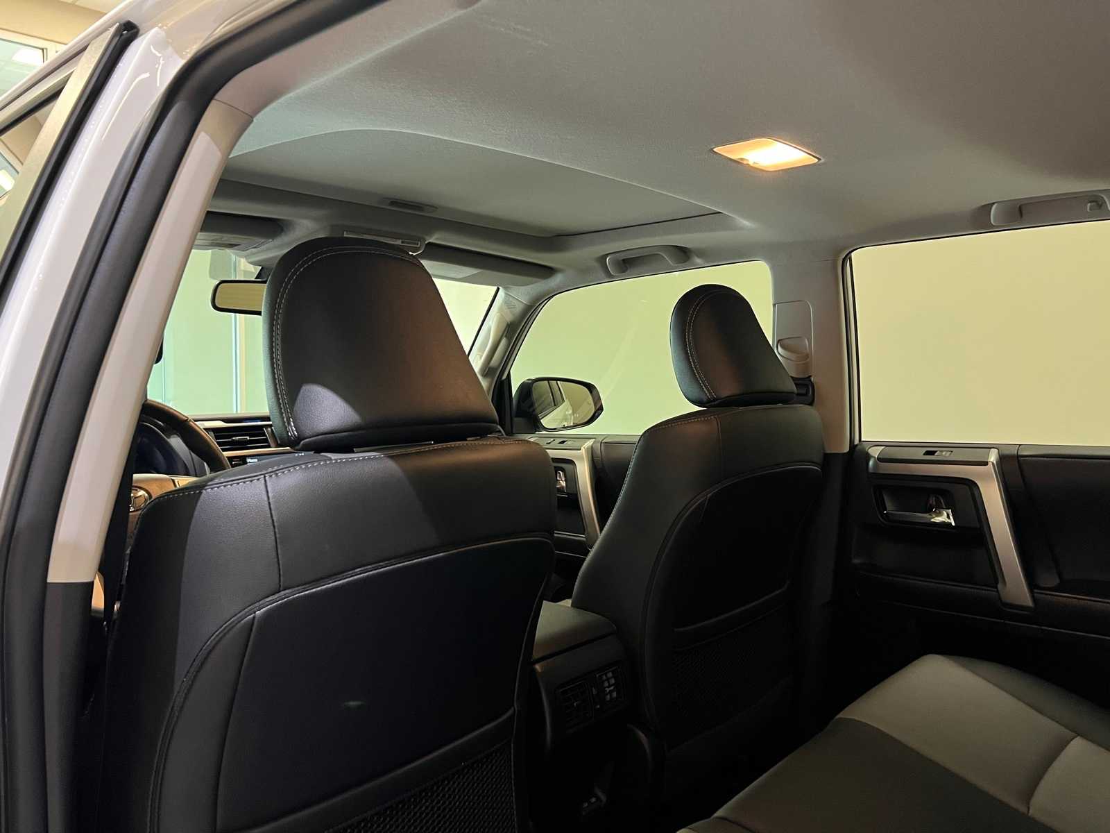 Thumbnail: 2024 Toyota 4Runner - 12