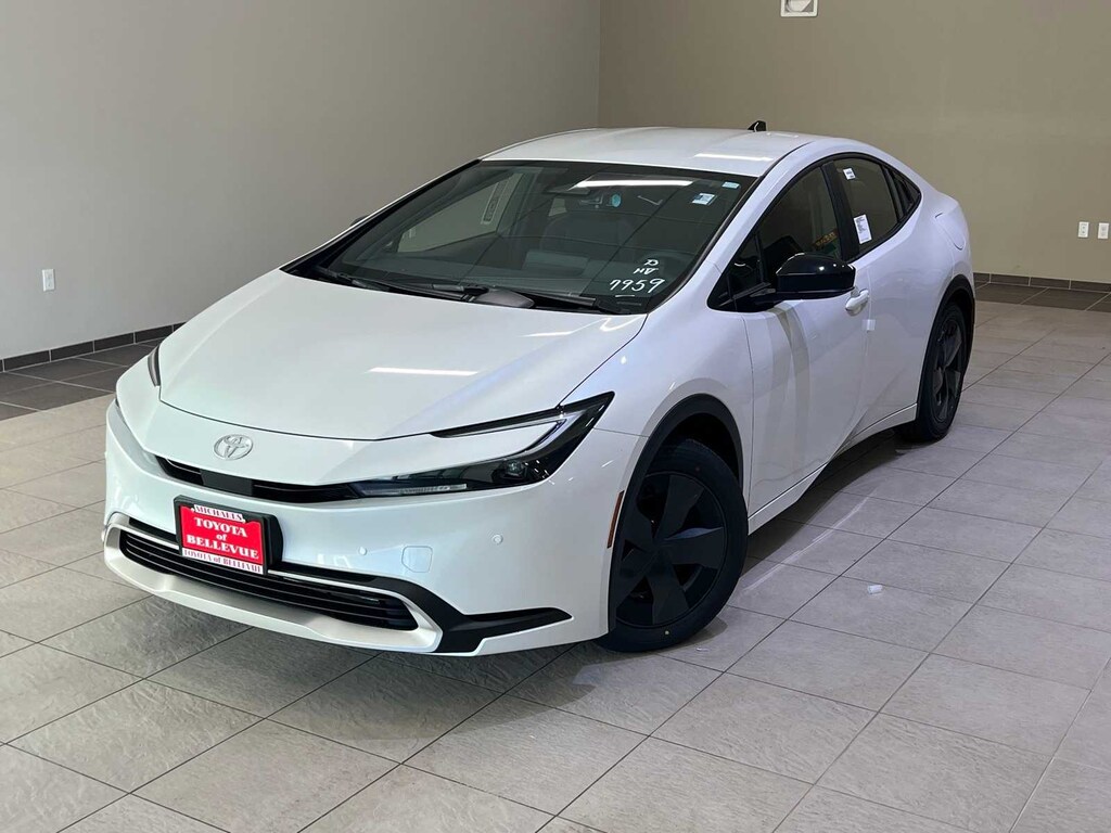 New 2026 Toyota Prius Plug-In Hybrid SE Hatchback