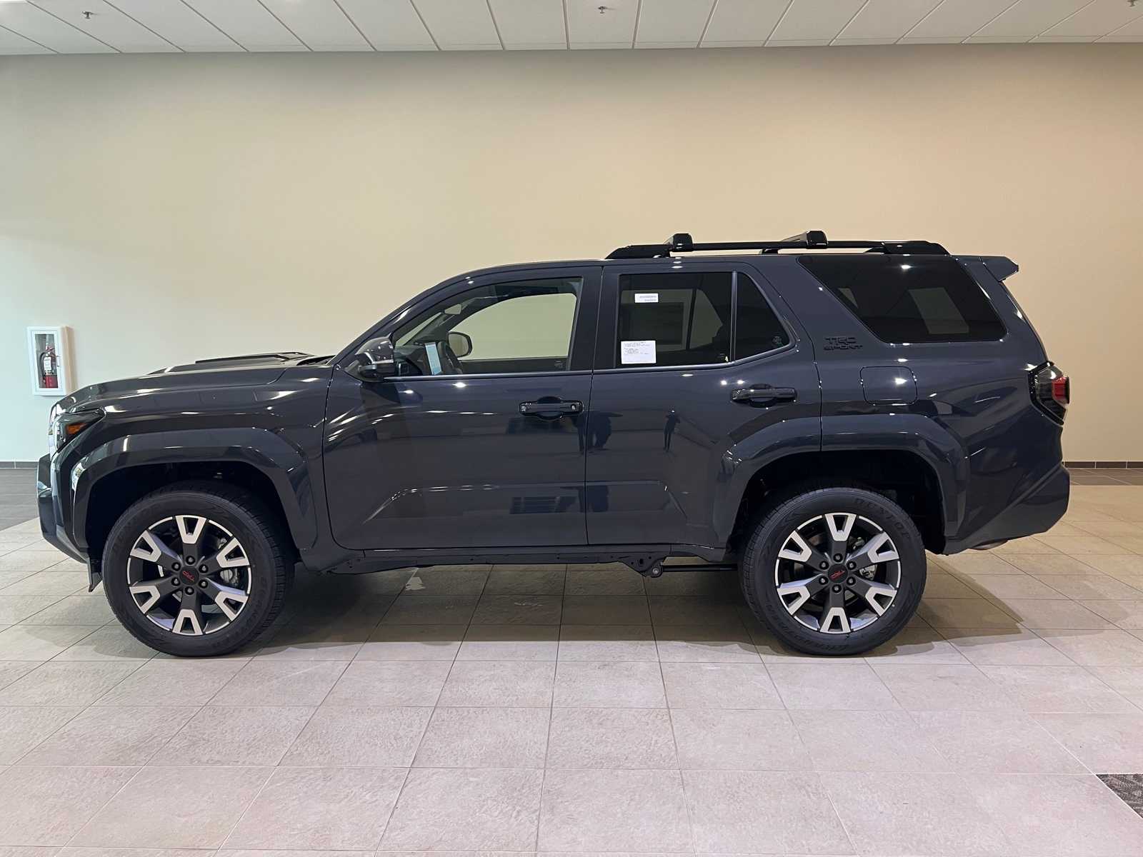 Thumbnail: 2025 Toyota 4Runner - 3