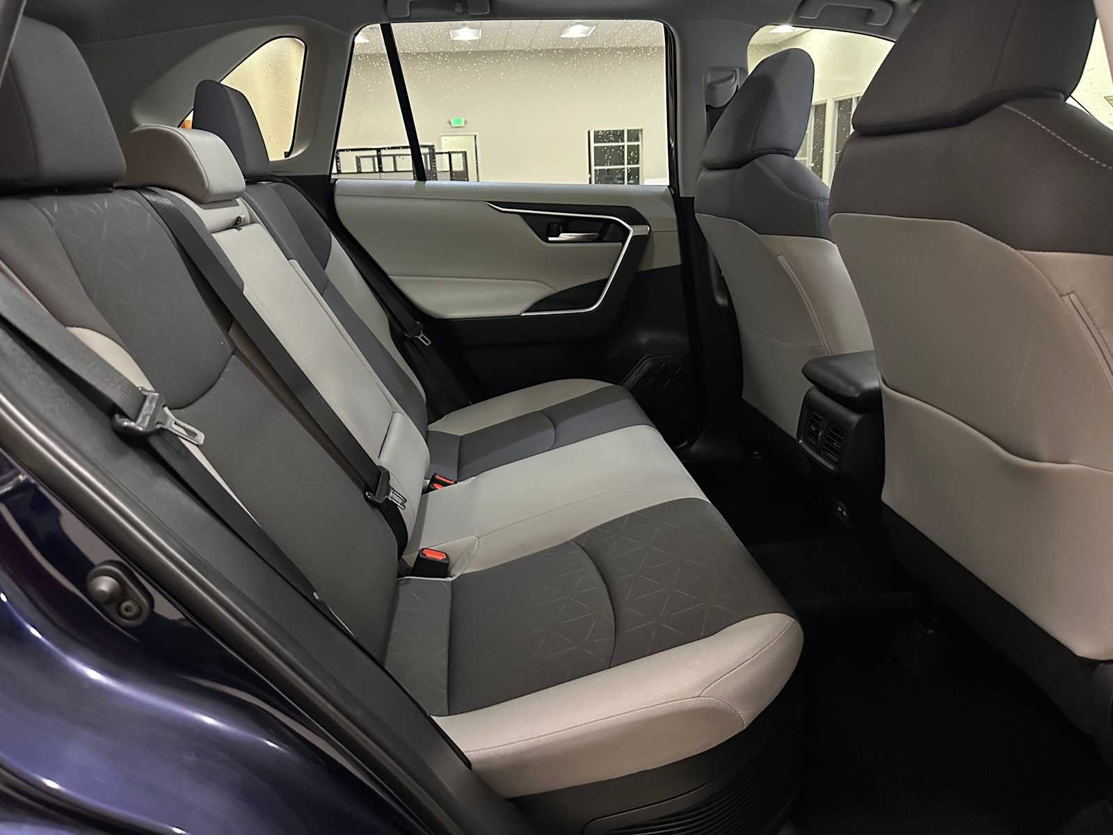 Thumbnail: 2025 Toyota RAV4 - 26