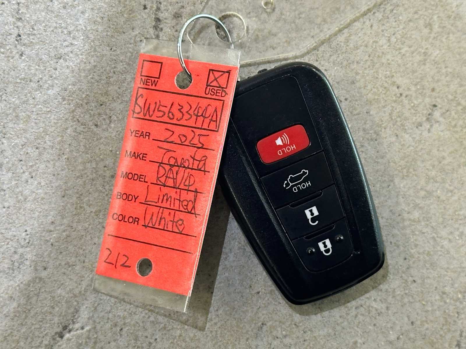 Thumbnail: 2025 Toyota RAV4 - 33