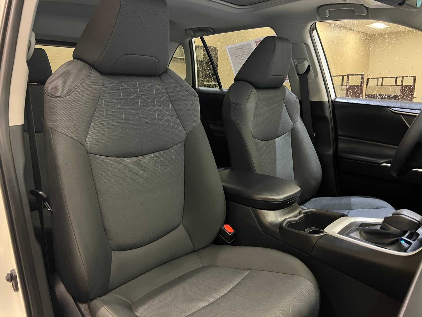 Thumbnail: 2024 Toyota RAV4 - 14