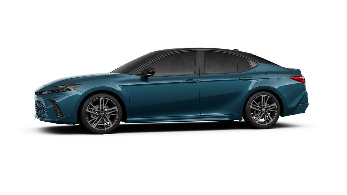 Thumbnail: 2026 Toyota Camry - 3