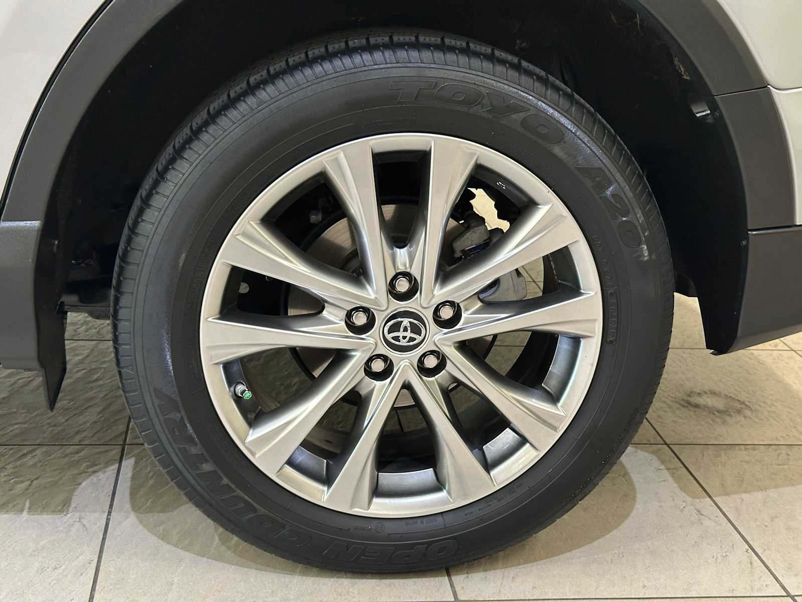 Thumbnail: 2018 Toyota RAV4 - 8