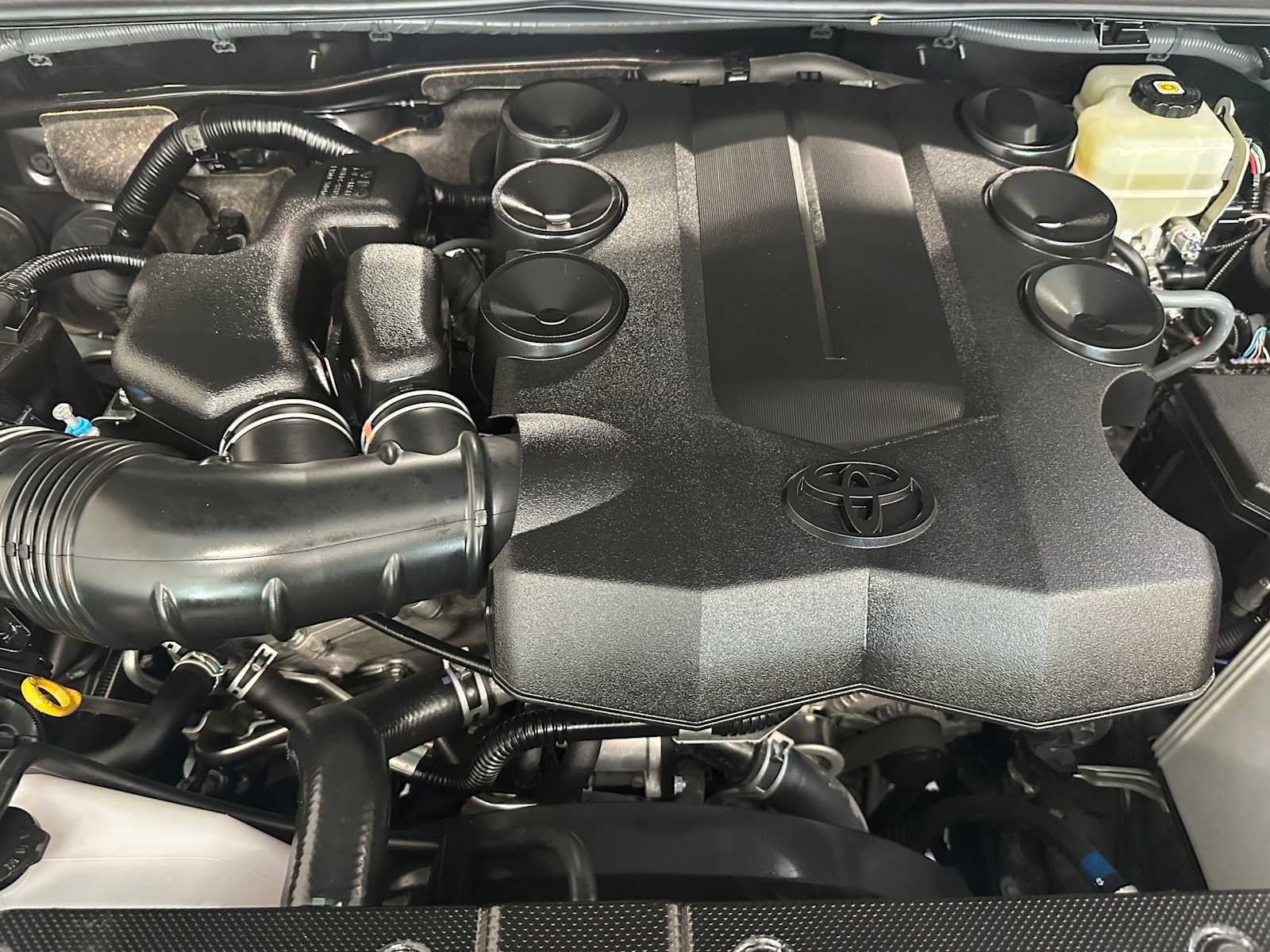 Thumbnail: 2020 Toyota 4Runner - 9