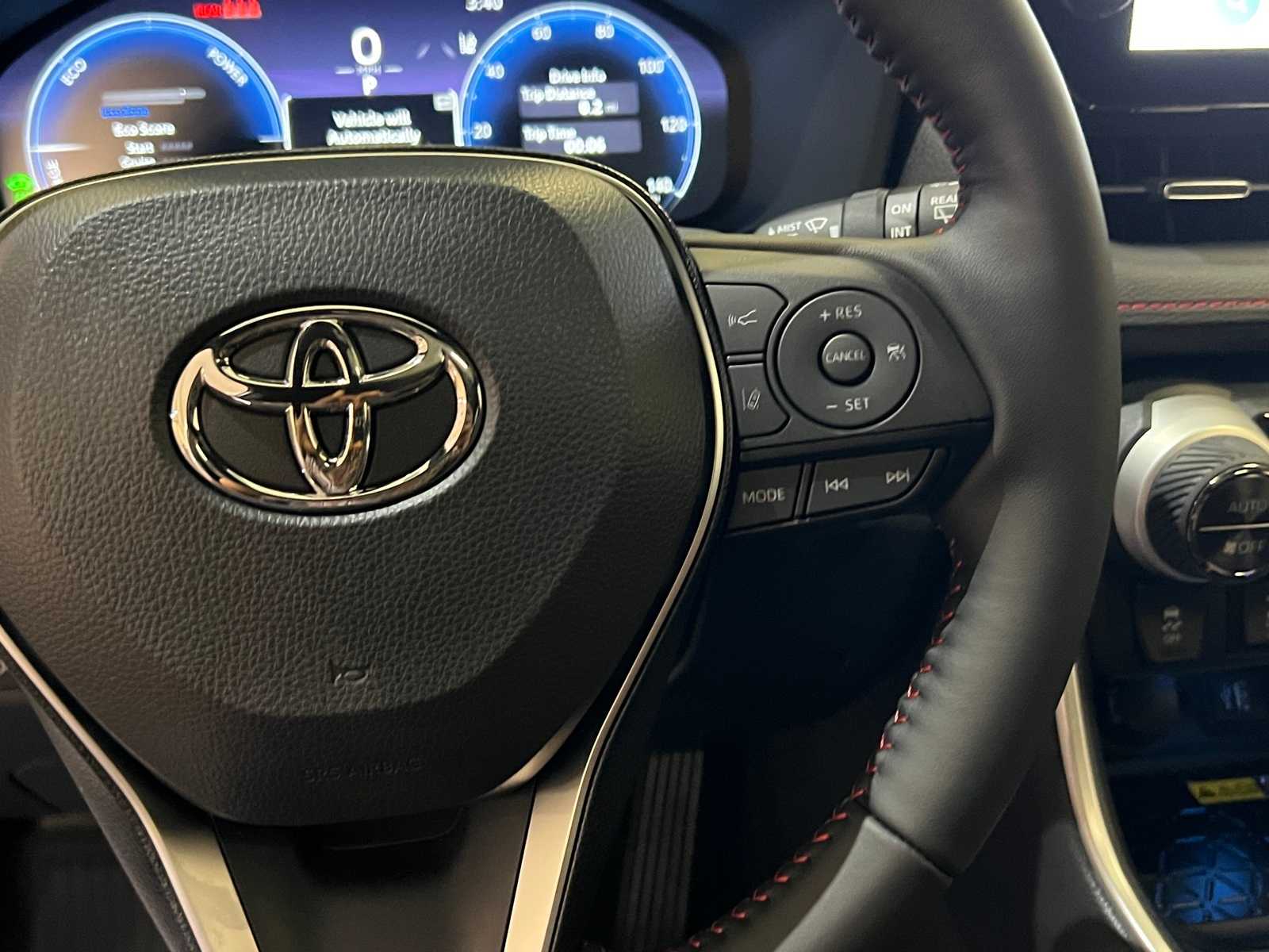 Thumbnail: 2025 Toyota RAV4 - 21