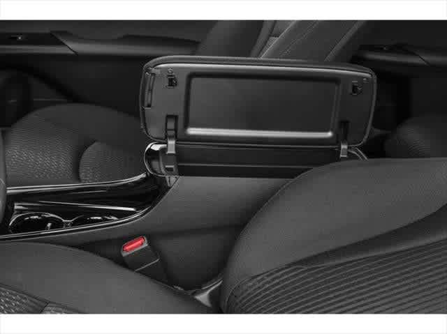 Thumbnail: 2018 Toyota Prius Prime - 10