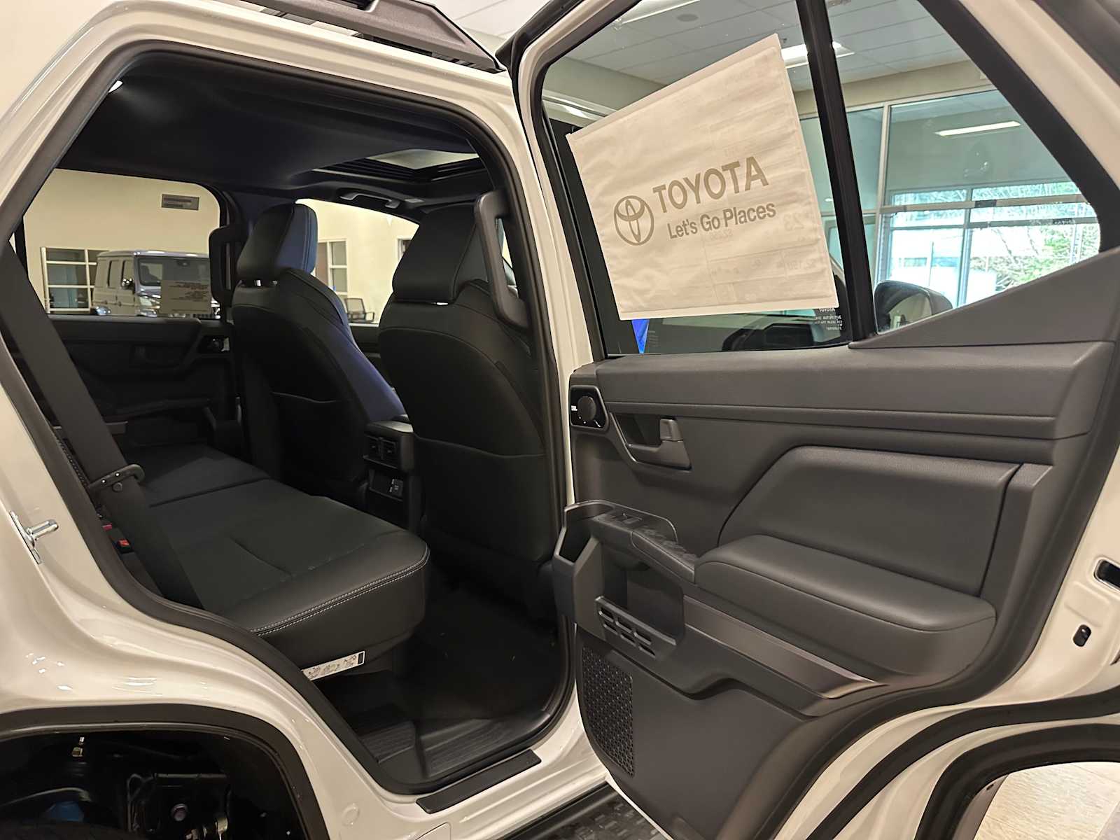 Thumbnail: 2026 Toyota 4Runner - 26