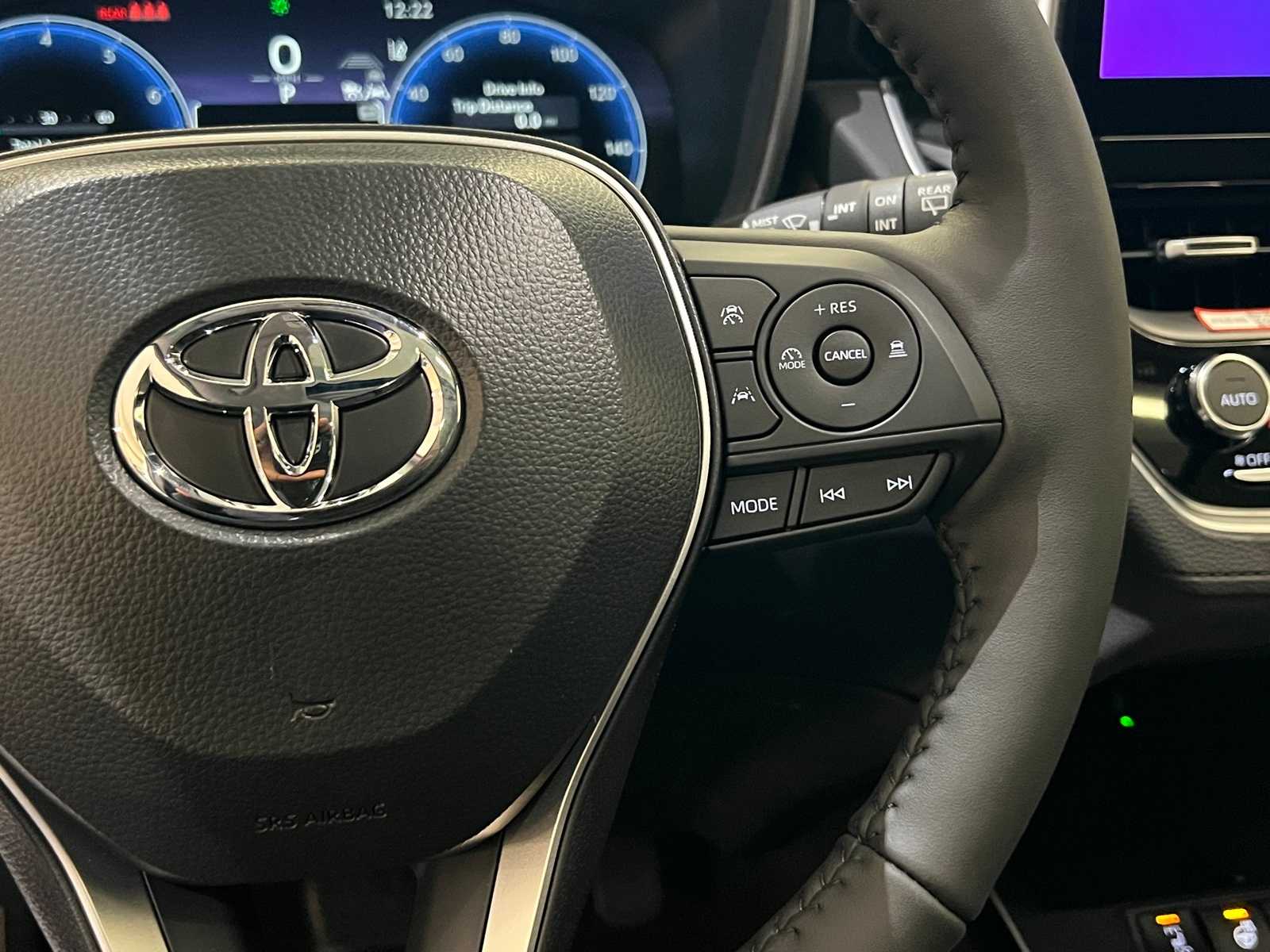 Thumbnail: 2026 Toyota Corolla Cross - 21